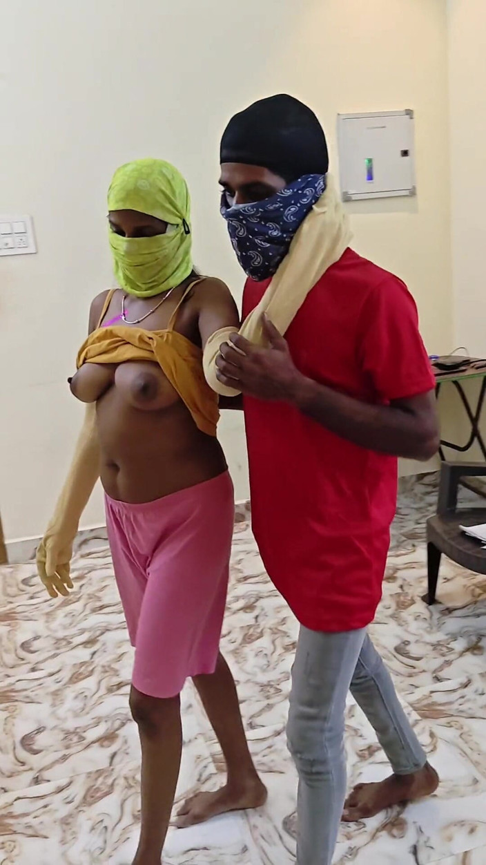 Thesana: Facet weryfikacji kredytu i żona domu