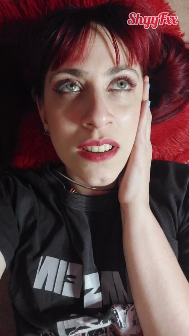 Tu Gauchita Argentina: Shyyfxx руда німфоманка дрочить перед різдвяною вечерею зі своїми свекрями