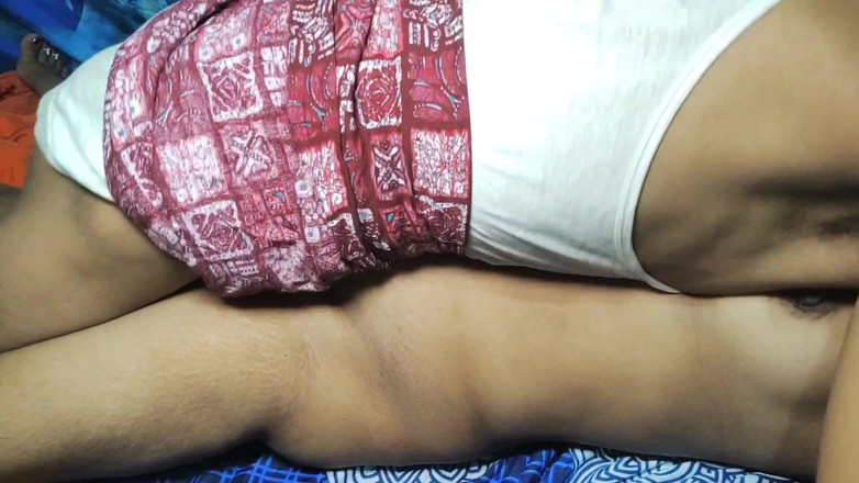 Desi anal: Dragoste sexy desi Chudai adânc în gât