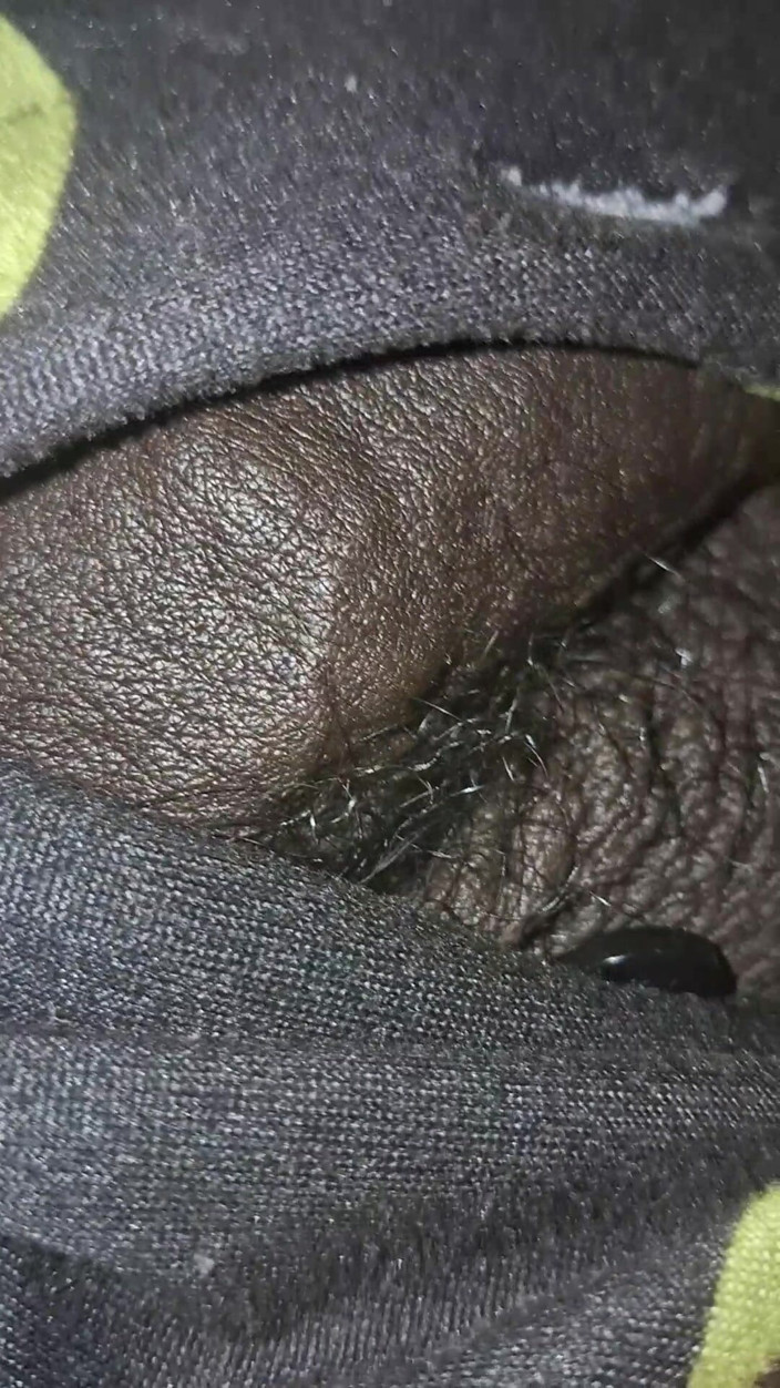 Chocolate Meat Stick: Cuma kontol kecil yang menggoda