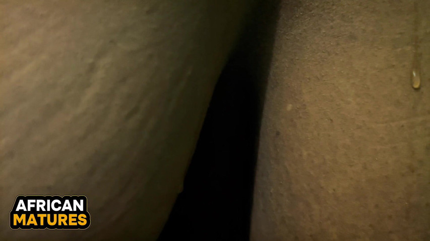 Big Tities (African matures) Big Tities (African matures)