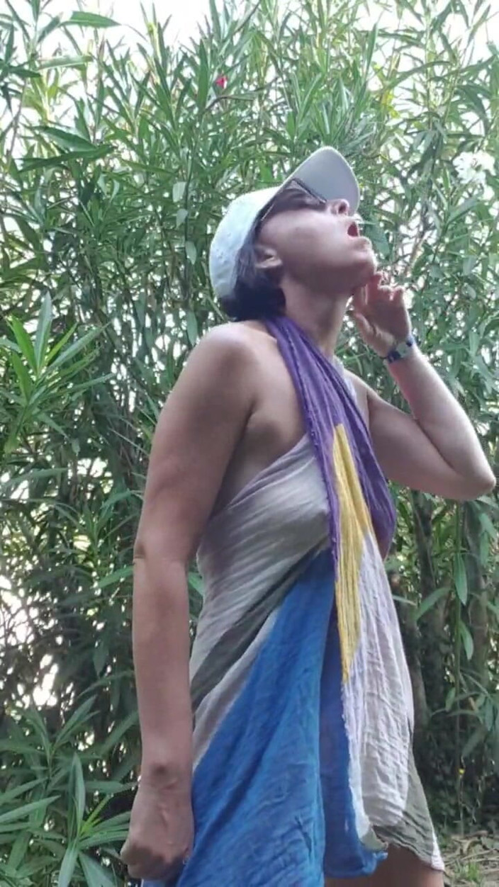 JulieEroticDress: MILF in Public