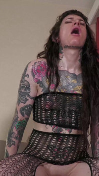 Camilla Fists and Fucks TS Luna Snow with a Strap-on