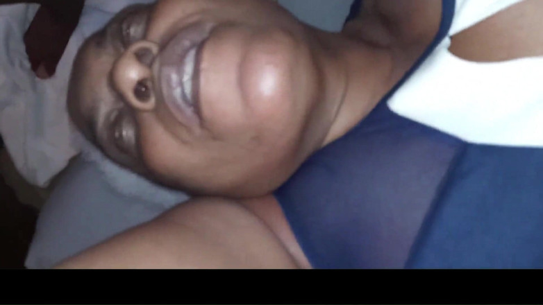 Chuck and Rob Doe: Kompilace kouření a výstřiků na obličej