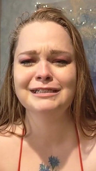 Brutta ragazza graziosa