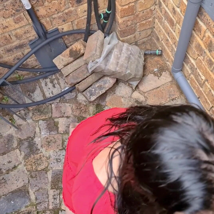 domslutfucker: कमसिन Ally Mouth piss और लंड चूसना, देखने का बिंदु