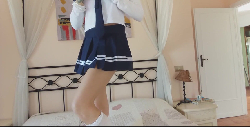 savannahamatoriale: Malá studentka chce čípek