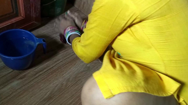 FireeCouple: XXX đụ người giúp việc của tôi trong phòng tắm bằng...