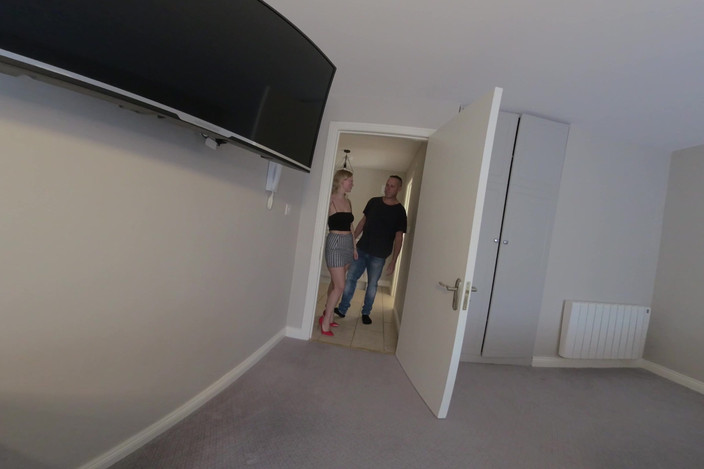 BlondeHexe VR: Tabu – Jen postel pro nevlastní sourozence