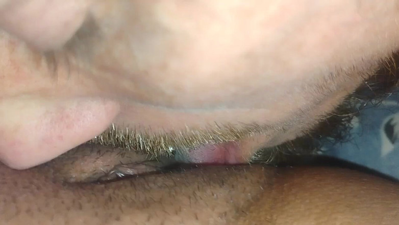 Taleny: Làm sạch từ creampie bbc trước đó của cô ấy