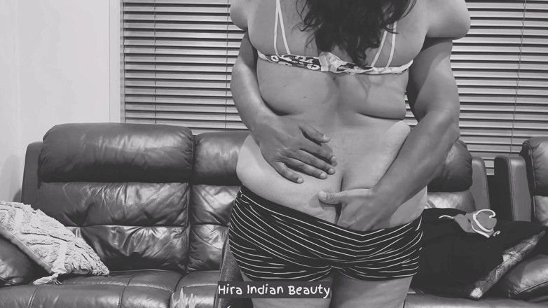 Hot 365 Entertainments: Procace Indiana MILF Tradisce Con Il Fratellastro: Desi Hotwife Abbracciamento...