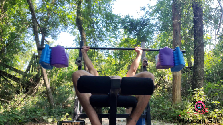 Arthur Eden aka Webcam God: Bench press &amp; dumbbells (4K)