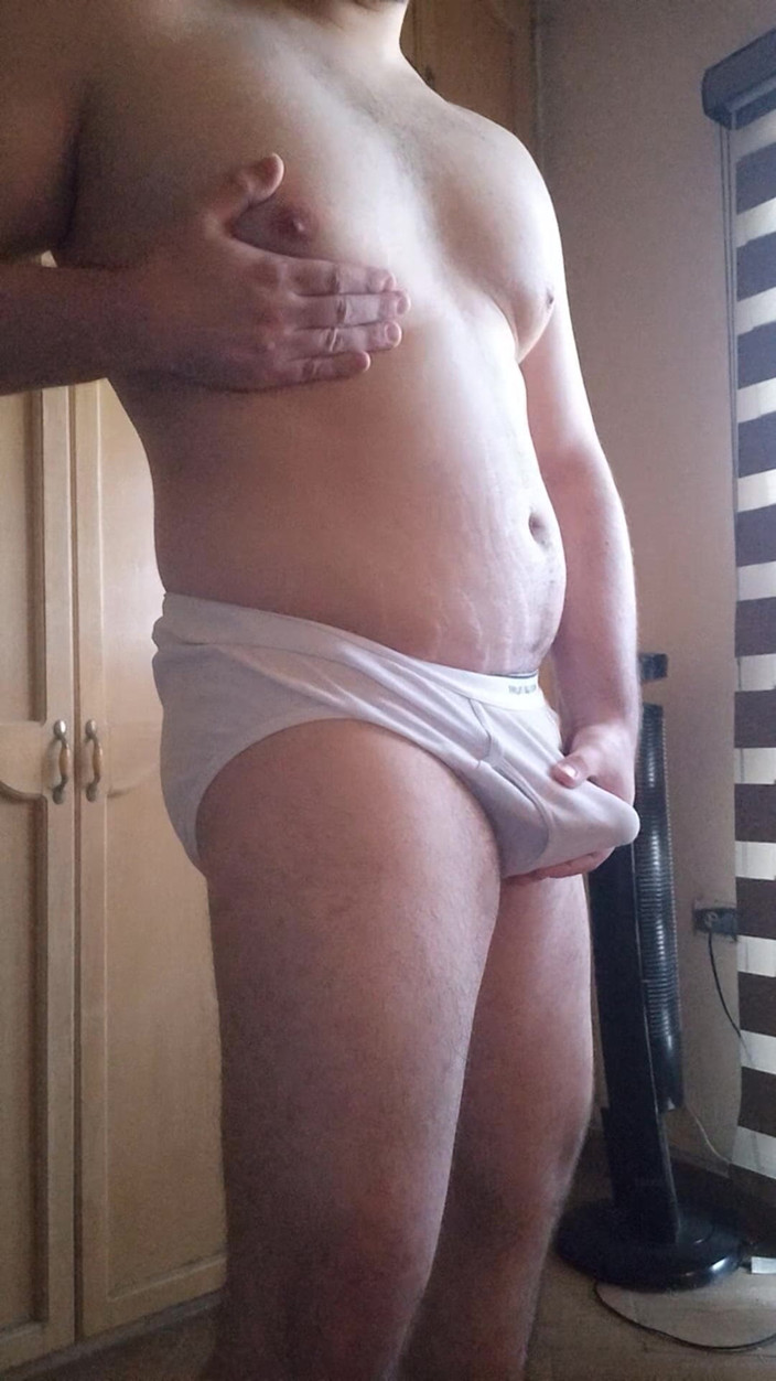 Himbo_Fox: Jantan berotot mengusik dan menunjuk-nunjuk