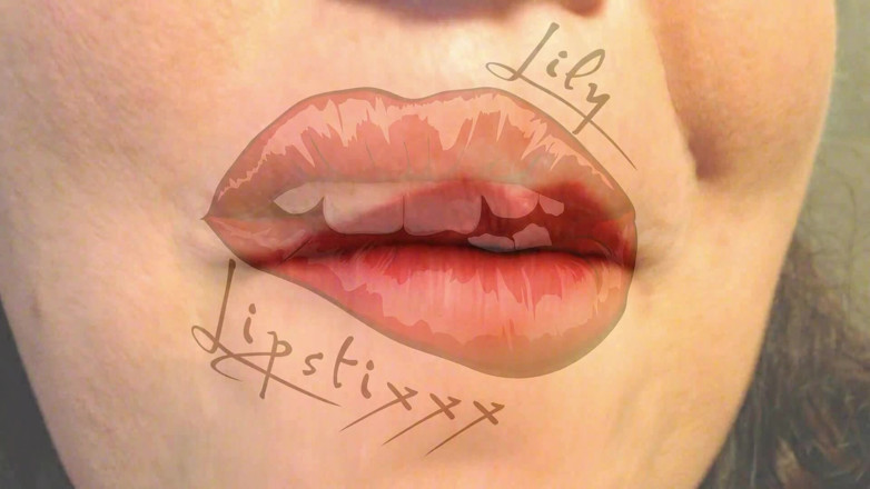 Lily Lipstixxx: Pisang menelan, bukan meludah!