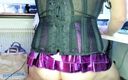 One2chris Gaystuff: Cd puta en falda rosa brillante un corrset estira y...