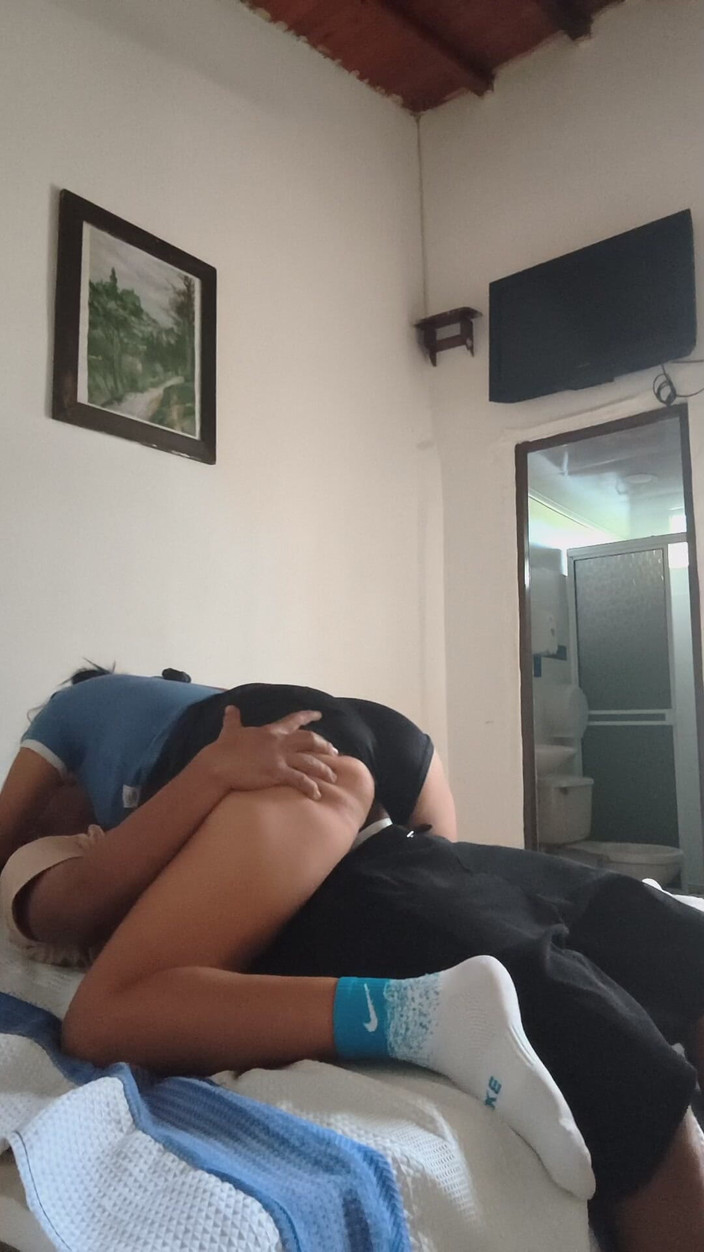 AngyAmazon: Drsný sex s mým býkem v pěkném hotelu