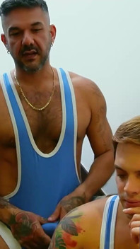 Flip Fucking Singlet Studs
