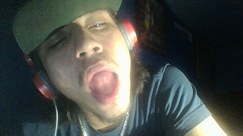AlexAlejandro13: Jugando Con Lengua
