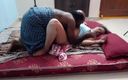 Sexy Sindu: Soțul și indianca Bhabhi savurează sexul