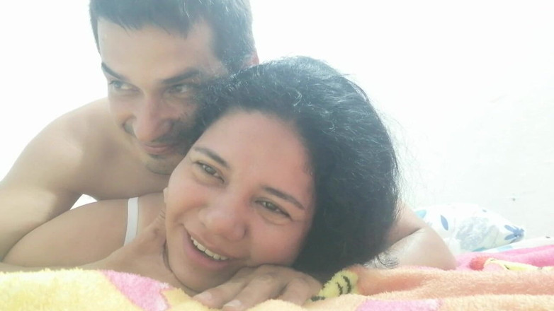 Valkyrie and Luigy Couple: 白いランジェリーで激しくセックスしたい彼女