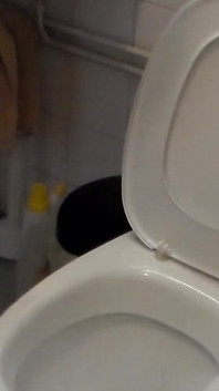 Jen Is Peeing in the Toilet