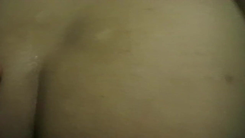 MEN BIG COCKS FUCKERS: Asyalı sürtük umumi tuvalette 2 üst tarafından sikiliyor
