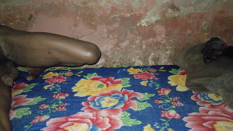 Masturbator emmy: Follando Mi Cama Hasta Que Obtenga El Alivio Necesario