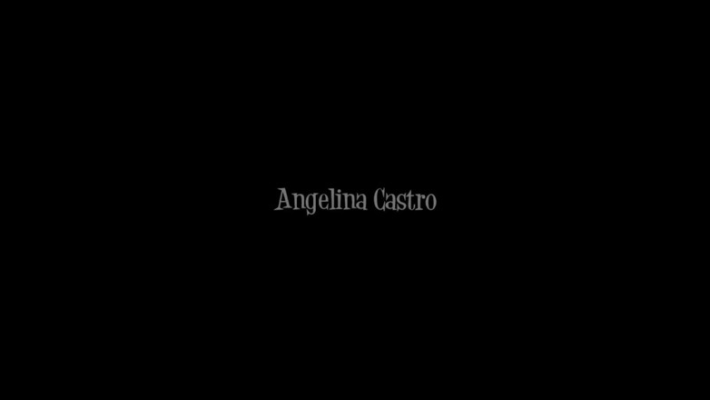 Angelina Castro: Angelina Castro è calda e eccitata in piscina !!