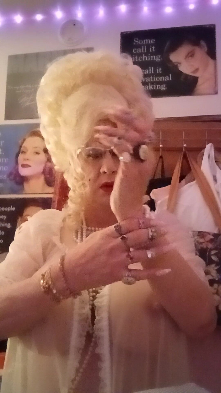 Mshollbrook: 핫한 란제리의 밤 2