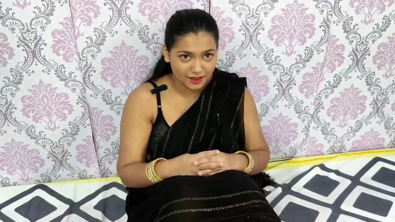 Queen Sona: Village Bahu Got Fucked by Sasur Ji for Her Husband...