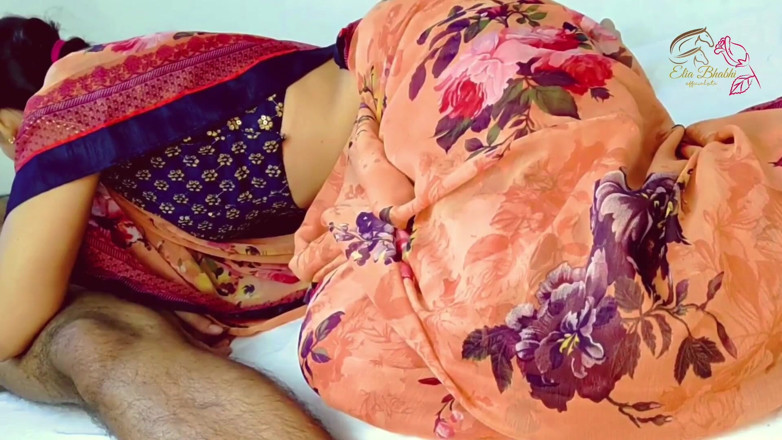 Eliabhabhi: Bunda e buceta dura fodendo a cunhada neighber