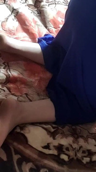 Une Marocaine se fait baiser par le manager de son mari et lui dit de ne pas entrer