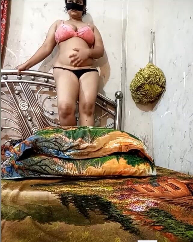 BD_Noble_Time: Pamiętny moment z "desi Bhabhi"