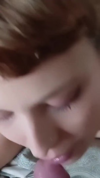 ลูน่า โอลเวอร์ สอนวิธีอมควย