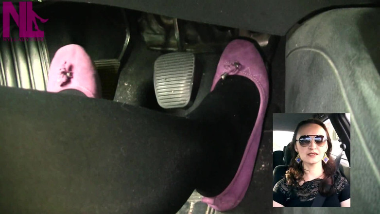 Nyllady: Driving in Black Thick Nylons and Pink Flats