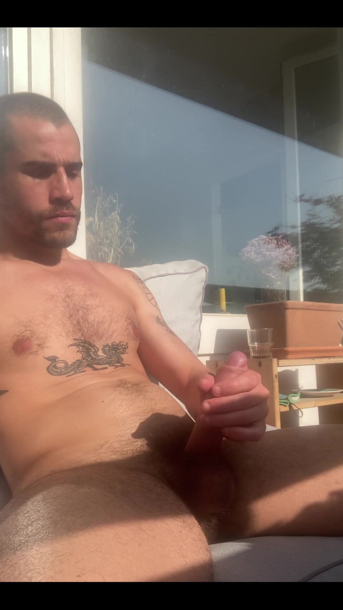 Deepandrough: Sega Sul Balcone. Routine Mattutina