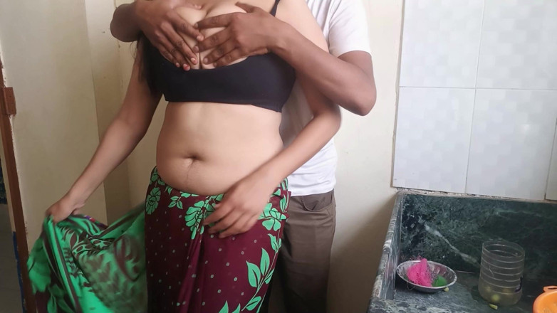 Yourdidipriya: kichan men gussaee patni ko chodna ya vah paintij men...