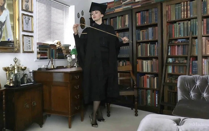 St Mackenzie's Archive: Sophia фантазирует о том, чтобы быть строгим учителем