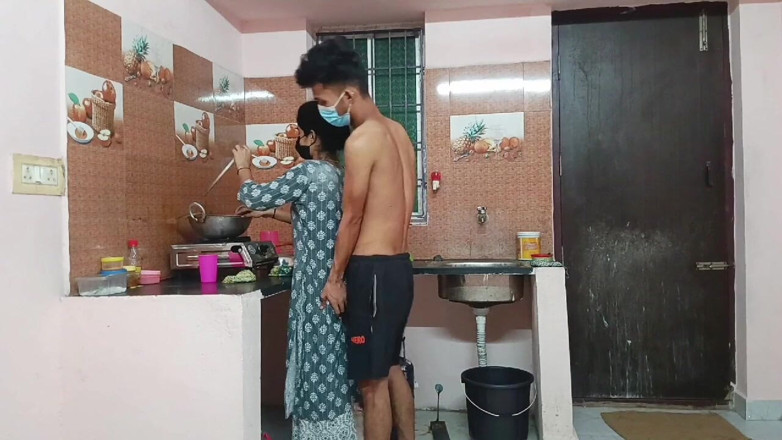 Tip_top_mall: I Find My Horny Step Sister in the Kitchen