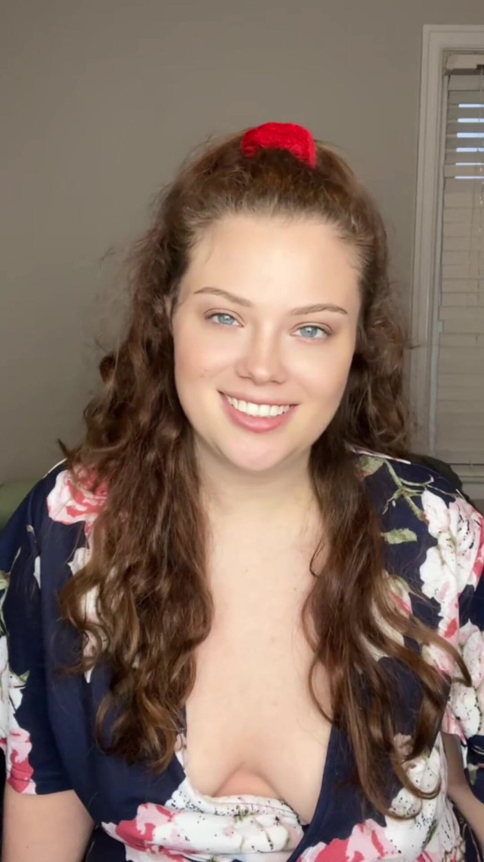 Dirtysecret: Macecha POV porovnávání vašich tátů Obrovský penis s vaším