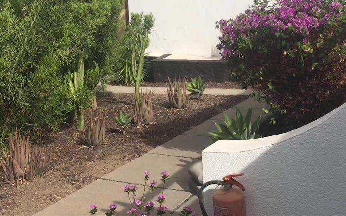 Double-Dutchies: Gran canaria - sambil bugil di teras kami - saling jilat satu...