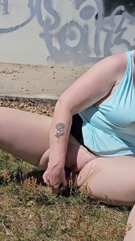 Outdoor Fucked My Vibrator