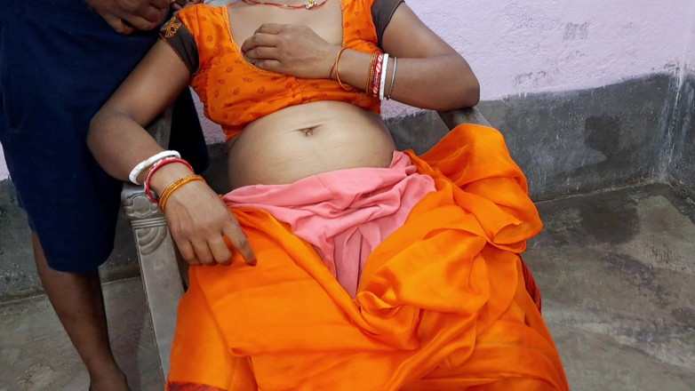 Trilokinath: Fată indiană desi