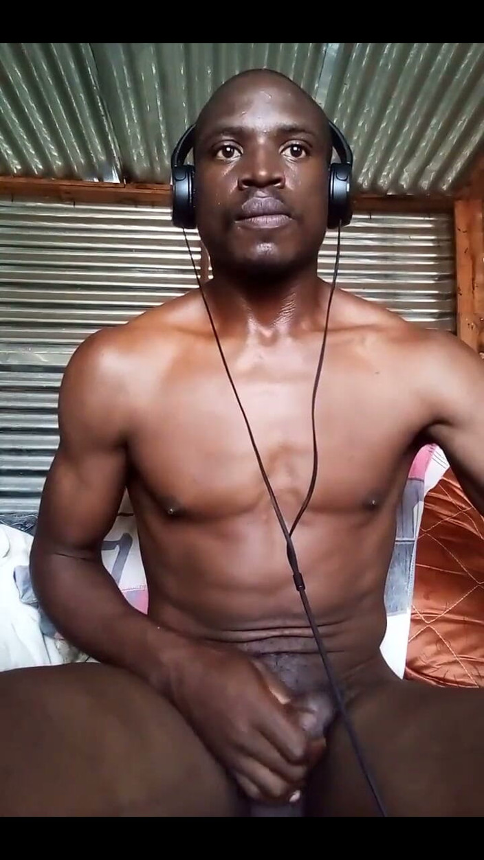 Mr_african: Ich streichelt BBC, große eier, viel sperma auf meiner hand