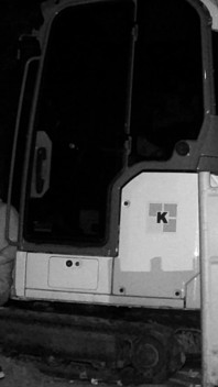Riskantní venkovní veřejné kouření a bez sedla na vyrýsovači