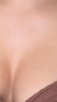 POV erwischt beim spielen mit sich selbst: Sanfte domina peggt dich als bestrafung