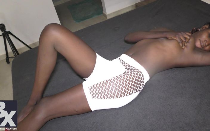 Bam-bulax: Nettes ebenholz-teen gefickt und vollgespritzt