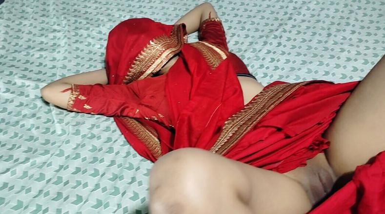 KavitaBhabhi: Шурин пришел, снял на видео невестку дези, а затем ушел от нее.