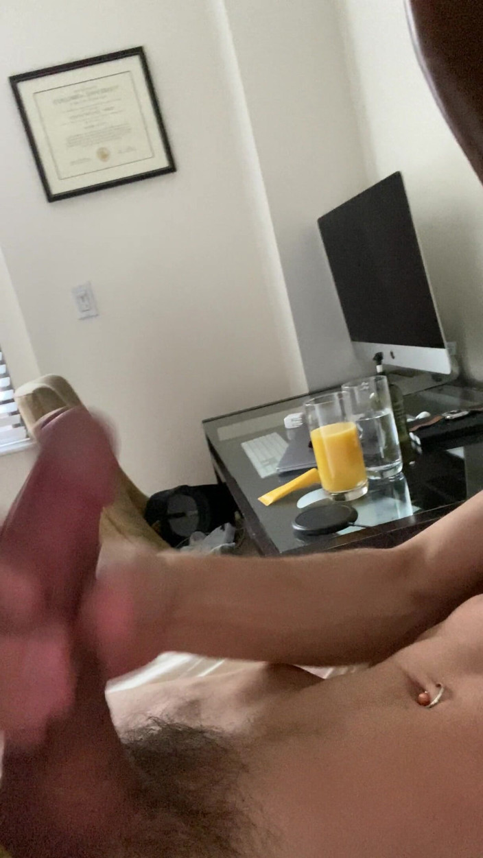 NYCTopBoy9: Monster cock throbbing
