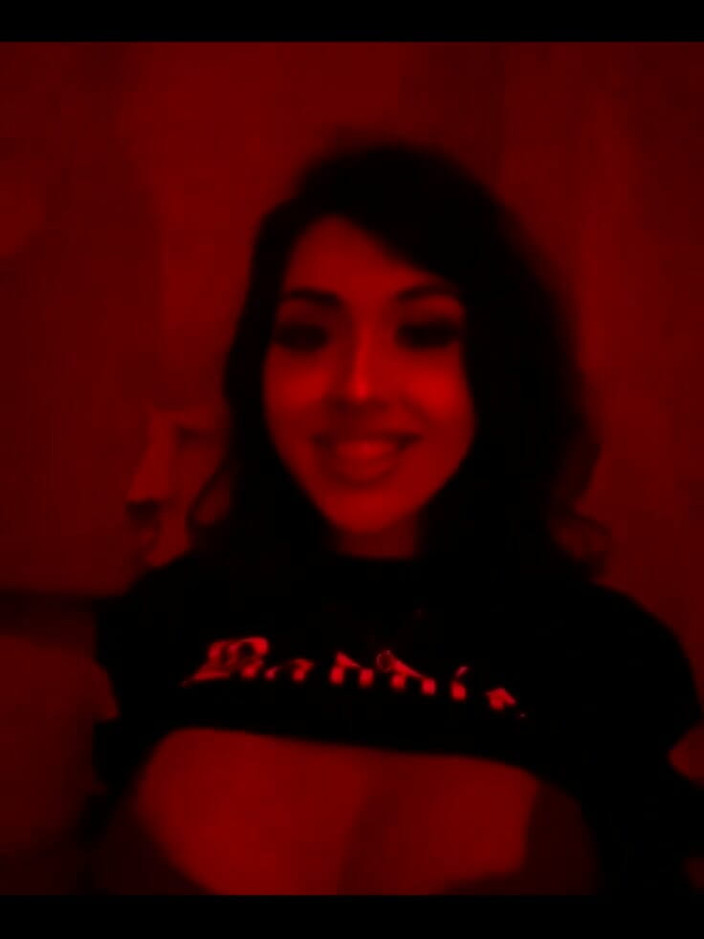 Jayla Cuateco: ストリーム開始日:2020年11月11日 午前7時01分 みなさん、こんにちは!ちょっと様子を見に来ただけ